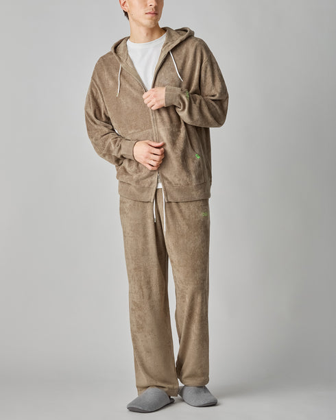 身長182cm / 細身体型 / Lサイズ