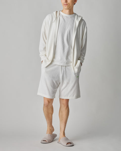 身長182cm / 細身体型 / Lサイズ