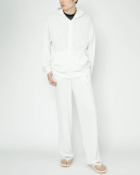 身長183cm / 細身体型 / XLサイズ