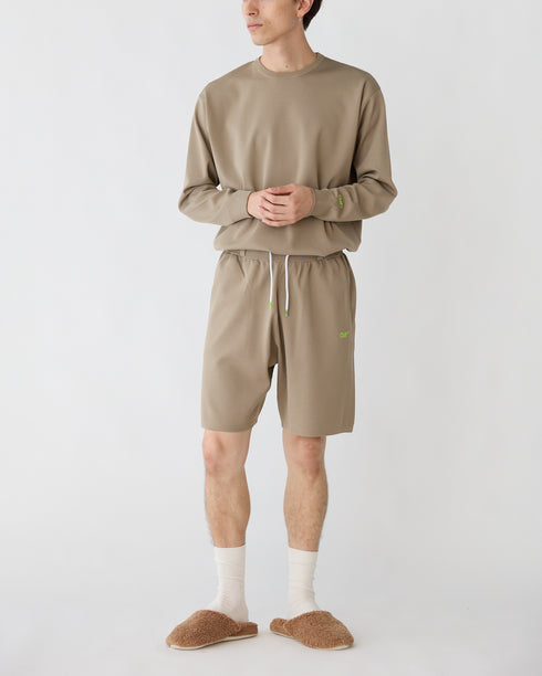 身長182cm/ 細身体型 / Lサイズ