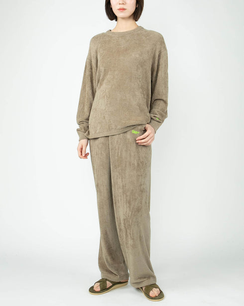 身長163cm / 細身体型 / Sサイズ