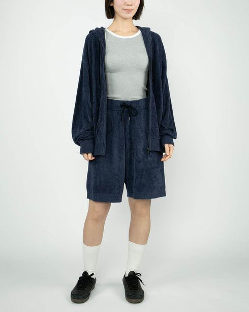 身長163cm / 細身体型 / Sサイズ