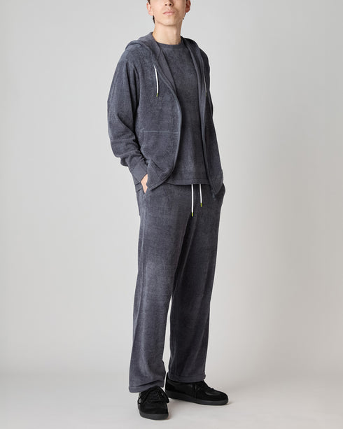 身長182cm/ 細身体型 / Lサイズ