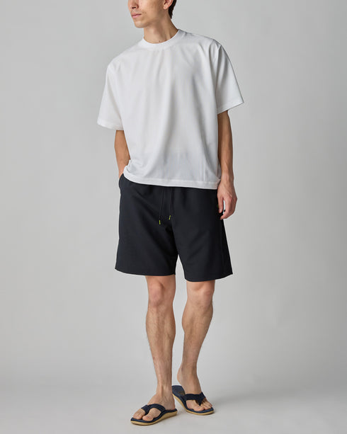 身長182cm/ 細身体型 / Lサイズ