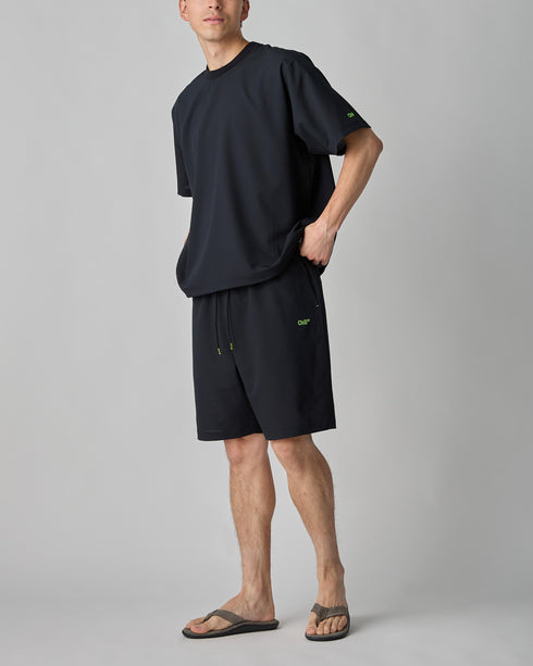 身長182cm/ 細身体型 / Lサイズ