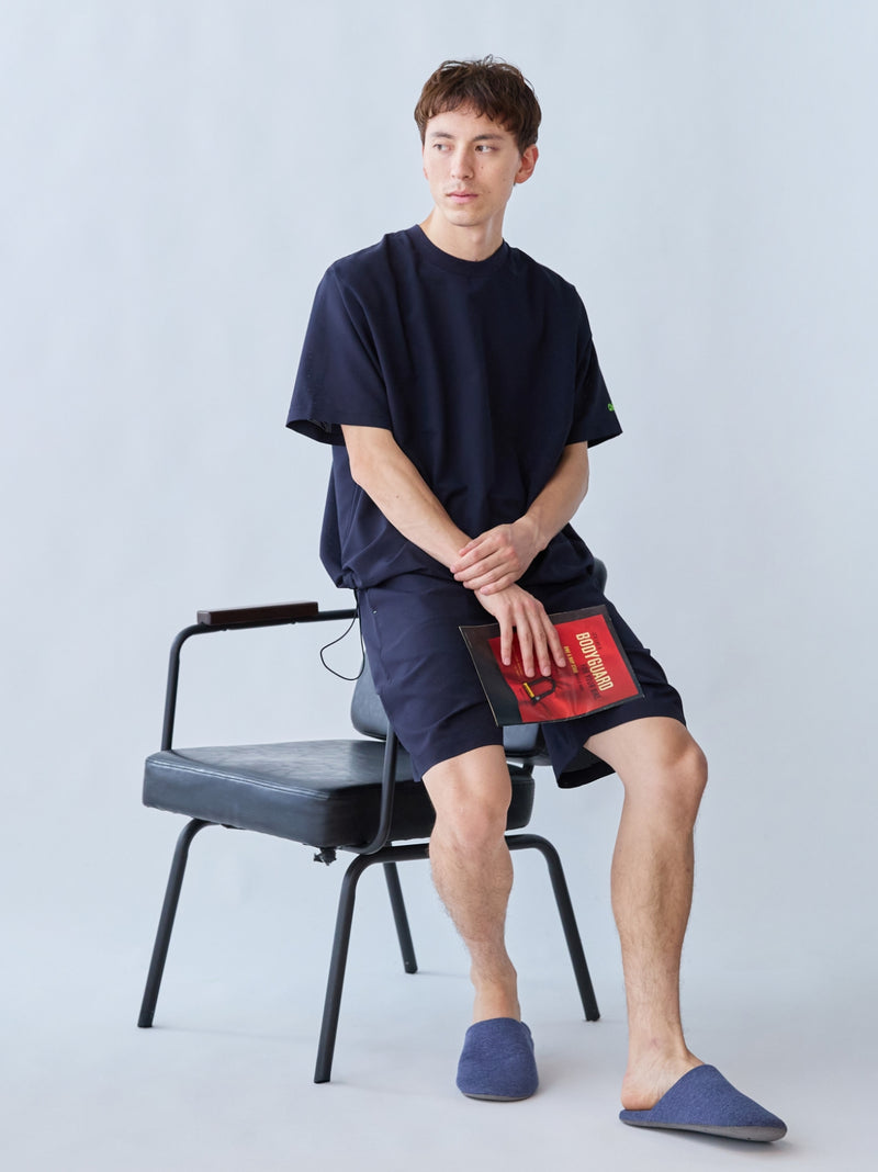 LOOK 02