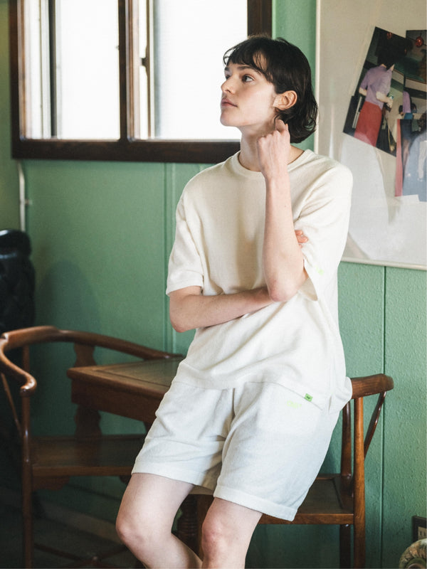 LOOK 02